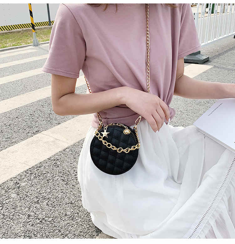 Mini luxury designer chain strap leather crossbody bag round for travel(图6)