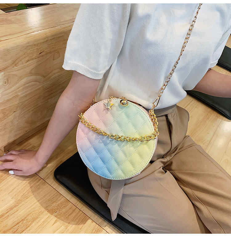 Mini luxury designer chain strap leather crossbody bag round for travel(图18)