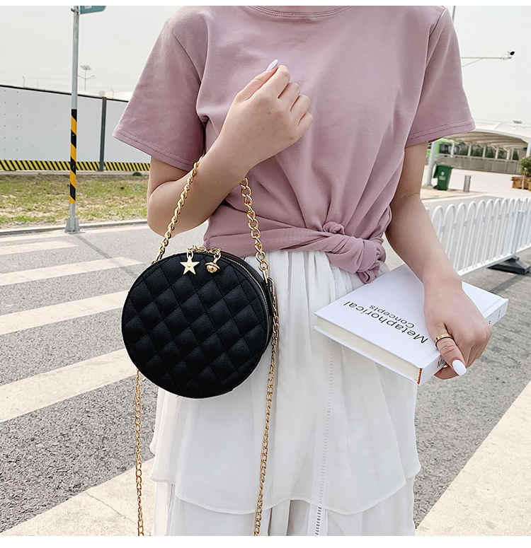 Mini luxury designer chain strap leather crossbody bag round for travel(图27)