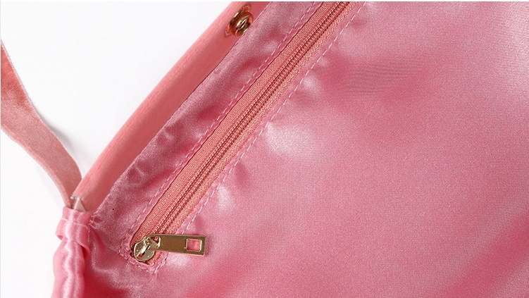 New round velvet drawstring makeup wash bag with adjustable handle(图7)