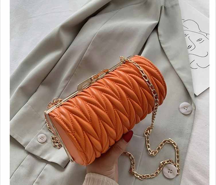 Trendy pu leather shoulder handbag crossbody bag with golden chain(图6)