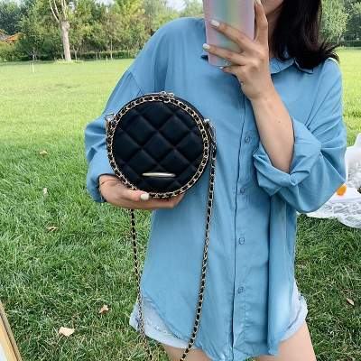 New round women leather crossbody bag with golden chain(图2)